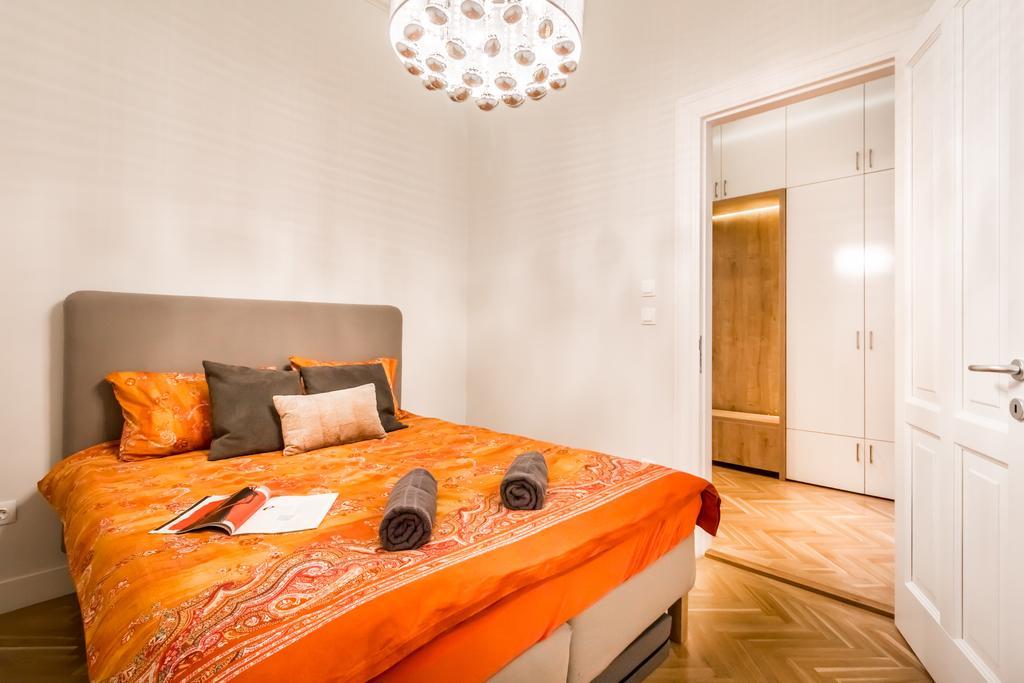 BpR Opera Lux Treasure Apartment Budapesta Exterior foto